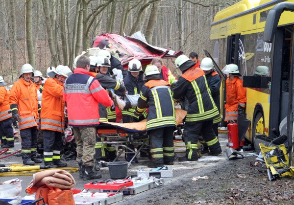 Head-on collision near Flensburg kills bus driver