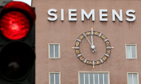 Former Siemens execs fined for corruption