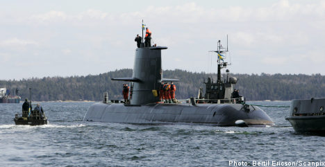 Sweden to invest in new submarines