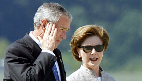 Laura Bush suspected poisoning at G8 summit