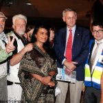 Bildt rejects Israel boycott calls