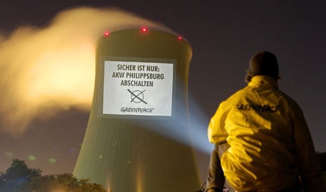Officials approve fog grenades to protect nuclear power plant