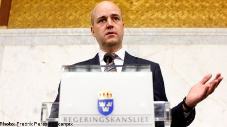 Reinfeldt misses out on overall majority