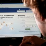 Top German firms ban Facebook in the office