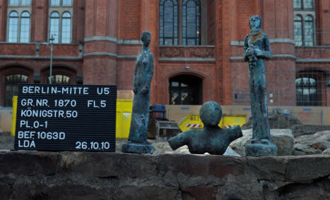 'Degenerate' sculptures found beneath Berlin