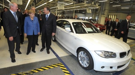 BMW puts €400m into electric car race