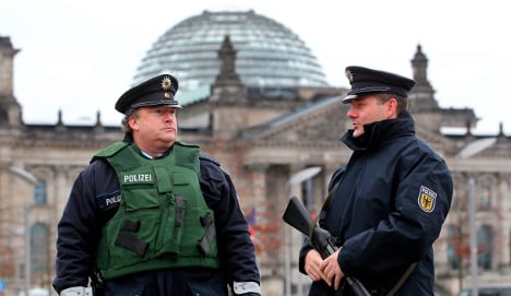 Review finds security holes at Reichstag