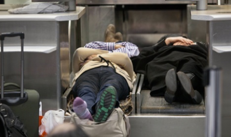 Thousands stuck at Frankfurt airport