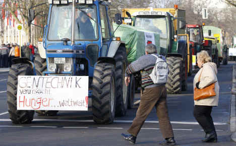 Thousands protest industrial agriculture during Green Week