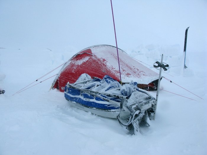 Tent in Snow StormPhoto: Outdoor Lapland 