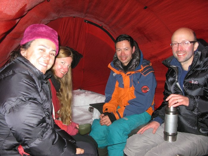 Guests in the Tent Photo: Outdoor Lapland 