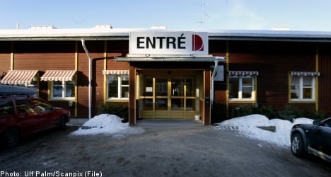 Swedish girl crushed to death in hospital bed