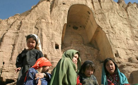 Scientists hope to rebuild Bamiyan Buddha