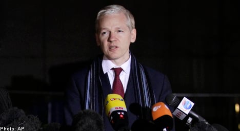 Assange ‘offered to come to Sweden’: lawyer
