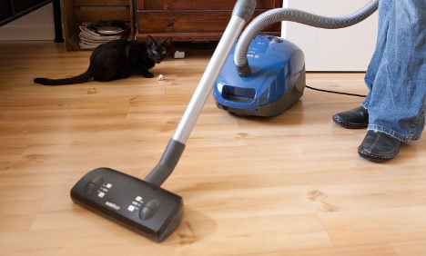 Broken vacuum cleaner sets off terror alert
