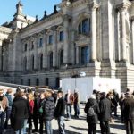 Bundestag blackout – MPs without WCs