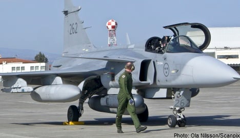 Sweden's Gripen aircraft reach Sicily