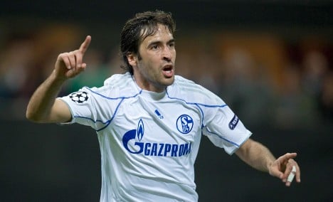 Schalke’s Raul wary of wounded Inter for quarter final