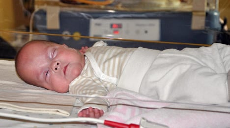 Youngest surviving premature baby released from hospital