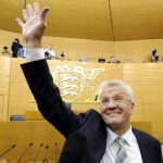 Kretschmann sworn in as first Green premier