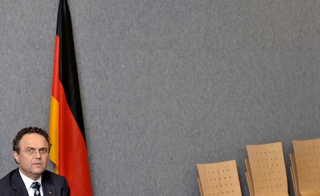 Friedrich defends EU border control changes