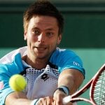 Söderling powers into French Open 4th round