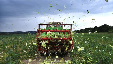 Farmers set to sue over E. coli warning