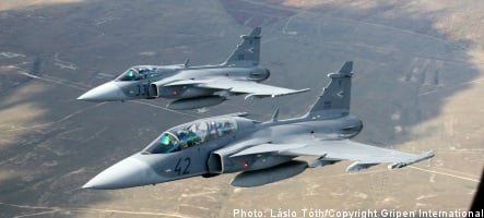 Saab to examine new JAS Gripen bribe report