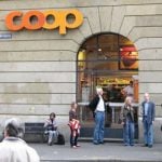 Coop cuts prices as supermarket war rages