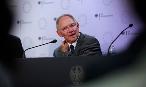 Schäuble sees no danger of losing credit rating