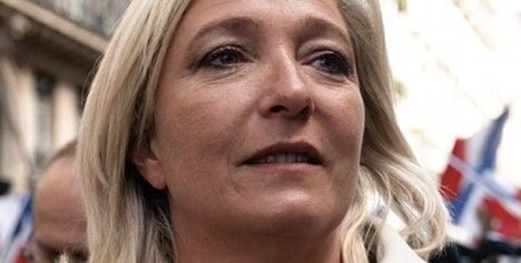 Marine le Pen backs father's Norway comments