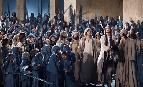 Fury as Munich keeps kids' fee from Passion Play performances