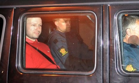 Investigators check possible NPD contacts to Oslo killer Breivik