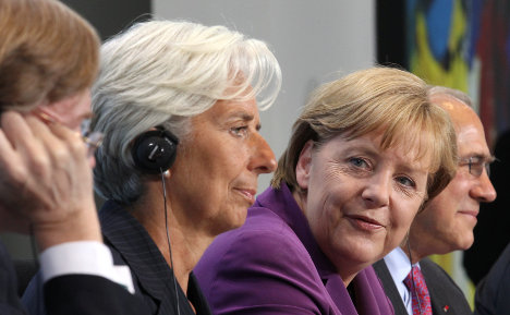 Merkel: banks need cash