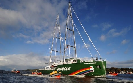Greenpeace's new Rainbow Warrior premiers in Hamburg