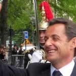 Sarkozy narrows gap with main rival