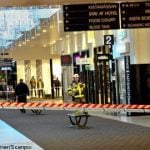 Bomb threat closes Stockholm shopping mall