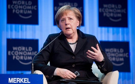 Merkel: Germany can't save euro alone