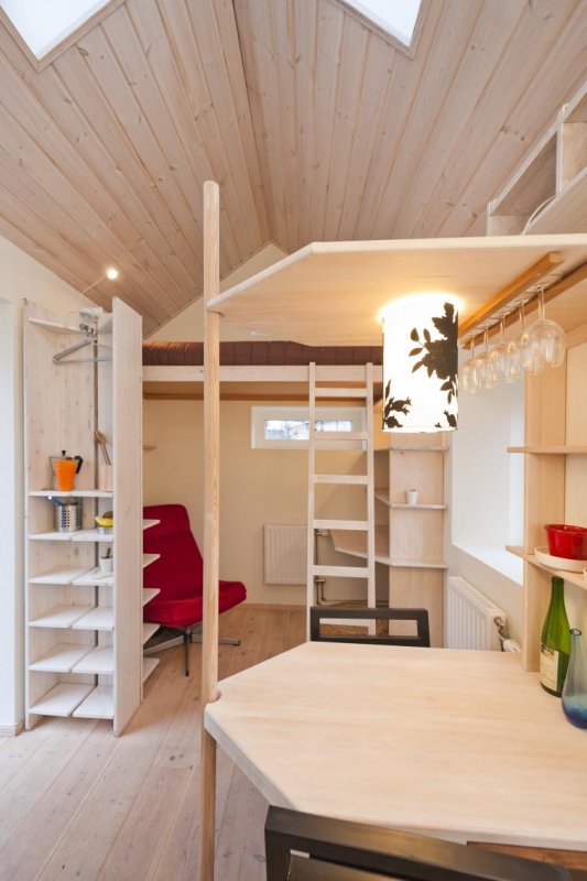 Sleeping loft and study areaPhoto: Jan Nordén