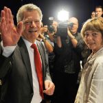 Can Gauck be president ‘while living in sin?’