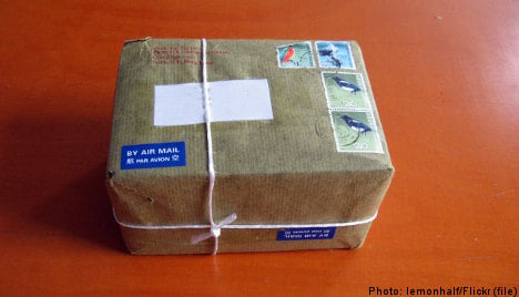 Vibrating package baffles Swedish postal workers