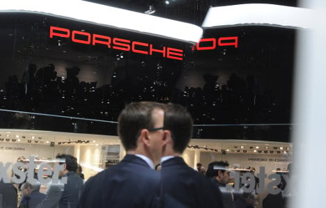 Porsche managers charged with credit fraud