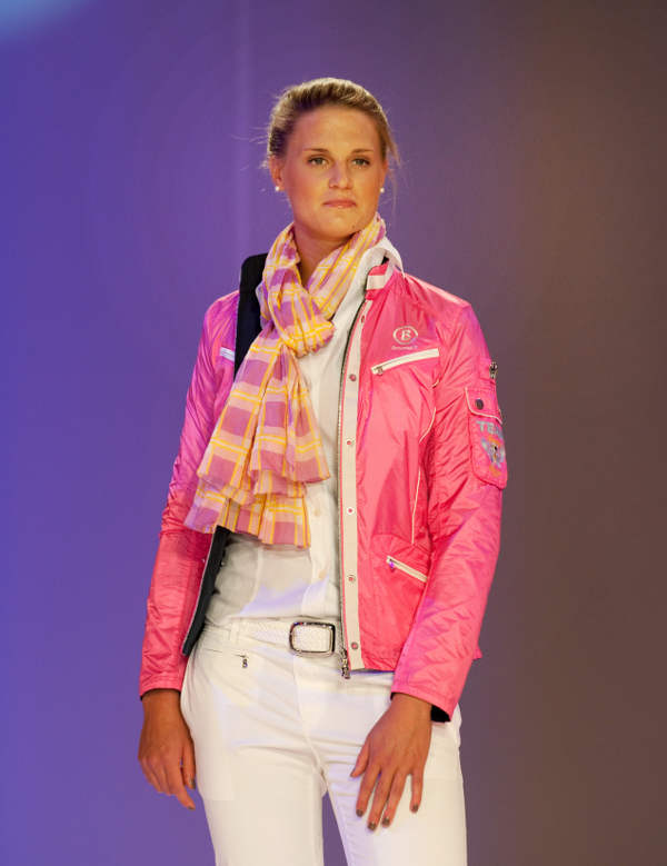 Swimmer Lisa Vitting looked pleased with her matching scarf and jacketPhoto: DPA