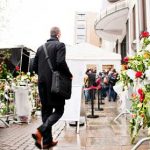 Breivik offers apology to non-political victims