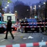 Berlin gunman kills one, leaves two injured
