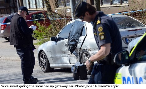 Stockholm car chase follows axe robbery