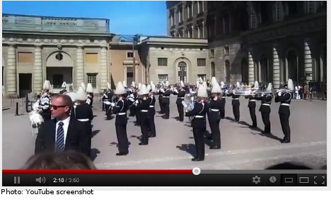 Royal Swedish Army Band in Loreen tribute