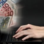 Man keeps interest from €200 million bank error