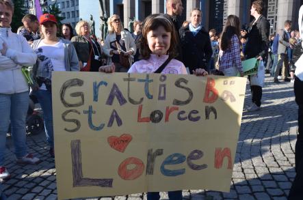 Stockholm celebrates Loreen<br>Jade, 7, came with her parents to congratulate Loreen on her triumph in Baku. 