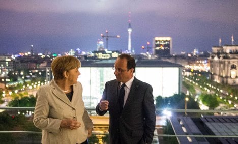 Merkel, Hollande: let's keep eurozone together
